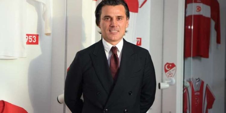 A Ulusal Futbol Grubu Teknik Yöneticisi Vincenzo Montella’dan imza merasiminde flaş açıklamalar!