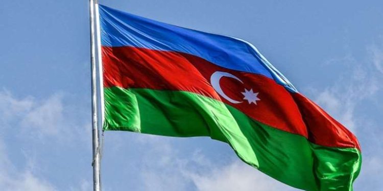 Azerbaycan’dan Macron’a sert kelamlar: ‘İki yüzlülük’