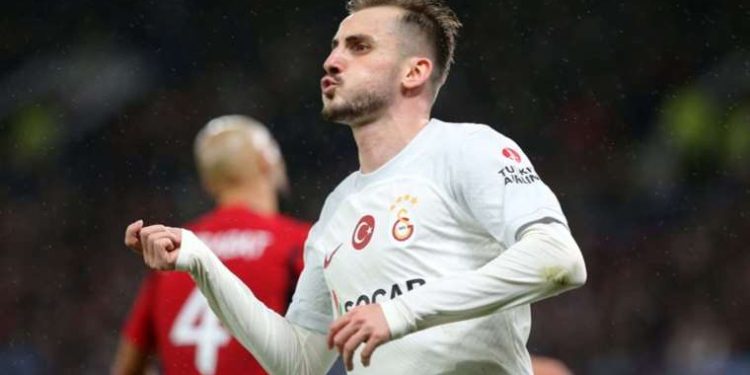 Kerem Aktürkoğlu’ndan taraftara müsamaha çağrısı!