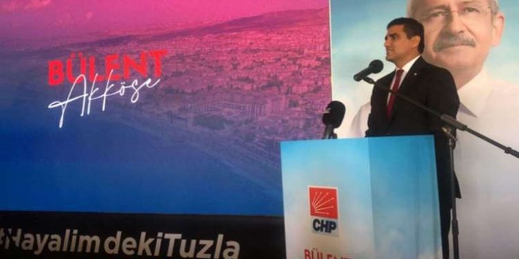 CHP’nin birinci aday adayı Tuzla’da Bülent Akköse